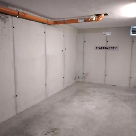 Nad Lomnica Centrum شقة